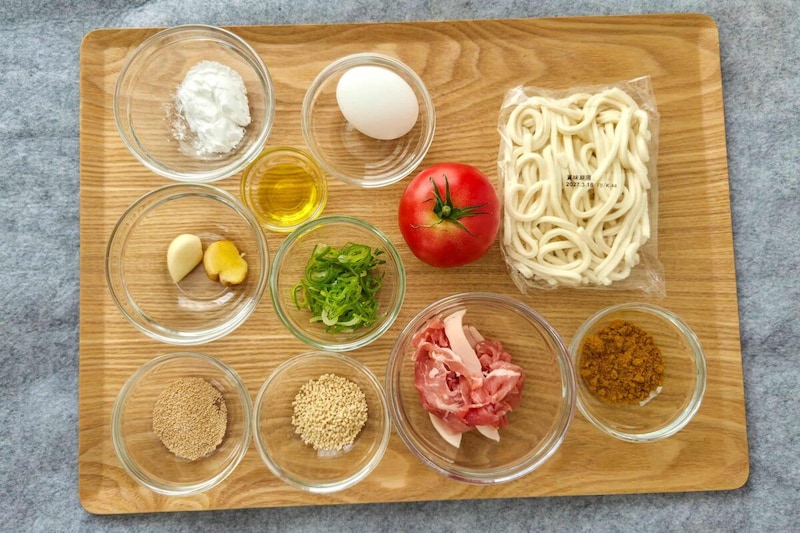 トマたまカレーうどん