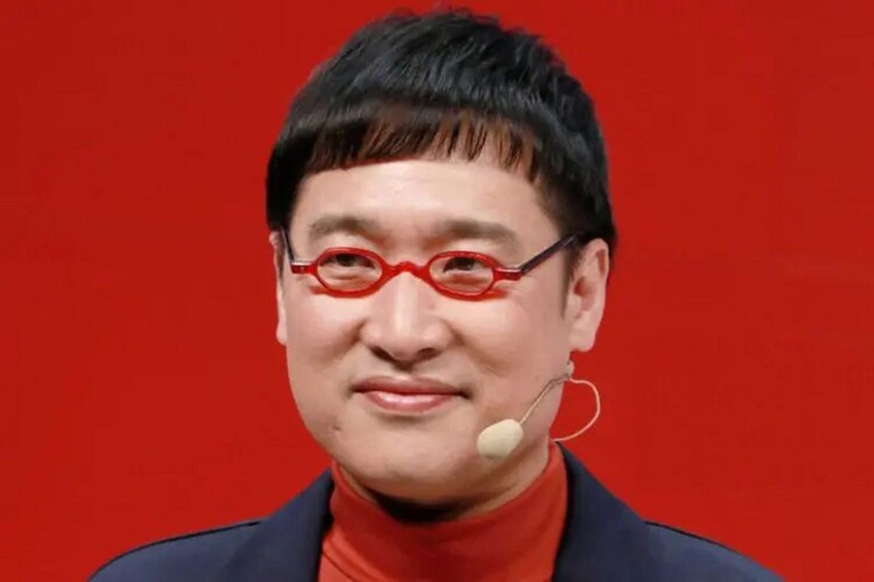 山里亮太、飛行機で隣になった小島よしおの“対応”を絶賛　「番組で会いたかった」