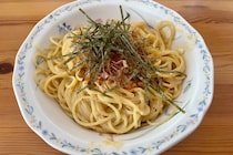 ワンパンで作る「卵かけパスタ」が想像以上　簡単なのにごちそうランチ