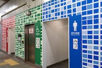 駅トイレで便意の限界迎えた男性、千円で順番を交渉　計5千円の出費が「断然安い」と話題