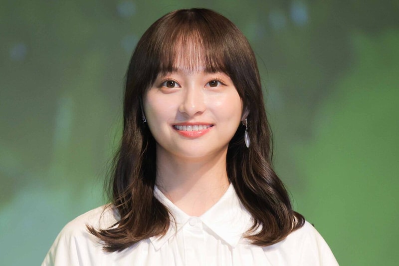 影山優佳
