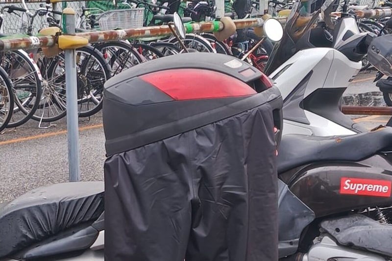 バイク駐車場の幽霊の正体