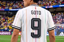 日本敗退で涙する上田選手をカメラが映した瞬間…　制した後藤選手に「とっさにできる行動じゃない」称賛の声