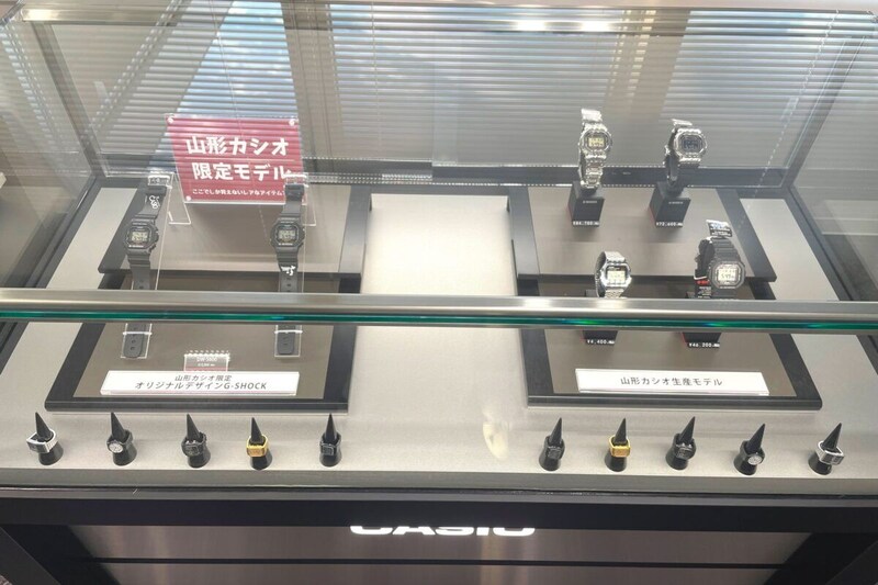 山形カシオ工場（物販ショーケース）