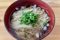 暑い日のそうめんはこれ　10分で作る「冷やしらー素麺」がたまらない