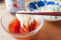 千鳥・大悟もかまいたち山内も愛用　そうめんに合いすぎる「唐船峡めんつゆ」