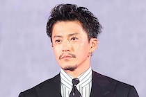 『豊臣兄弟』織田信長の最期描いた“本能寺の変”　小栗旬はロスを心配「観続けてくれるか…」