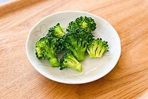 速水もこみちの「ブロッコリーの食べ方」が激うま　チーズと“アレ”で1株ペロリ