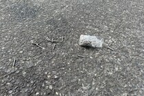 高速道路SAに落ちていた危険すぎる物体、全国のドライバーがゾッとした　「命の危険」に繋がる恐れも…