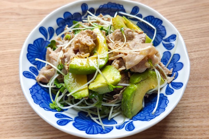 簡単すぎて週3で作ってる 豚しゃぶにアボカド入れたら「飲めるほど美味い」
