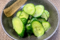 きゅうり3本が一気になくなる　切って揉むだけの「無限塩だれきゅうり」