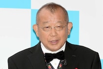 笑福亭鶴瓶、生放送で下半身露出　さんまのフォローに感謝も…後輩芸人に恨み節「あいつら確信犯や」