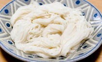 【サンド伊達さん絶賛】瀬戸朝香さんのそうめんアレンジ「いくらでも食べられる」めんつゆだけは卒業〜