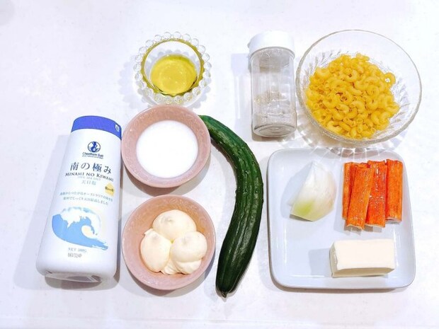 カニカマとチーズのマカロニサラダ