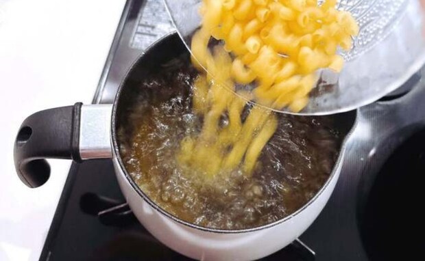 【お願い！コレ作るならカニカマとチーズ絶対入れて】和田明日香さんのレシピが鬼うま！「大人も満足」