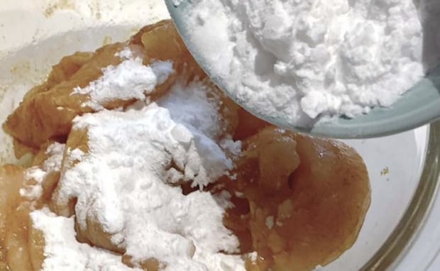 【明日香さん天才すぎ！】激安ささみが「あの粉」で激うまに変身！家族爆食で「倍量作ればよかった〜」