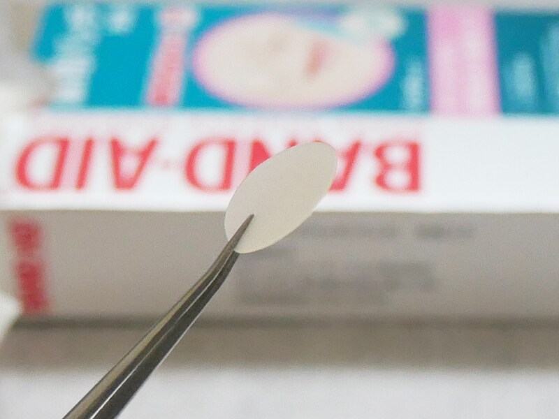 バンドエイド 顔用パッチ 使い方
