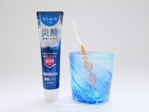 新発想の炭酸処方「ピュオーラ 炭酸ハミガキ」登場！水に触れると勝手に泡立つハミガキ