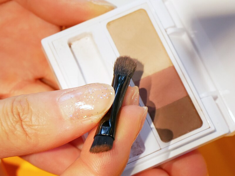 エナモル アイブロウパウダー 付属ブラシ