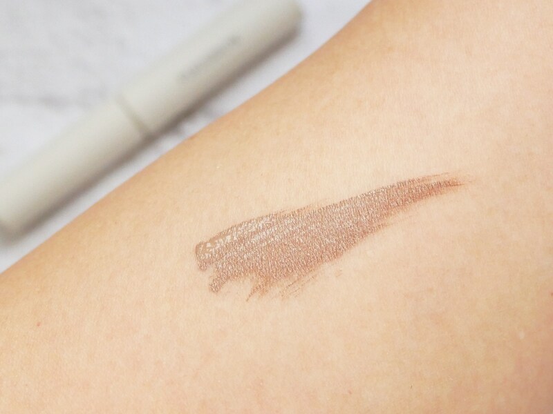 パリブロウ 眉マスカラ モーヴブラウン 発色