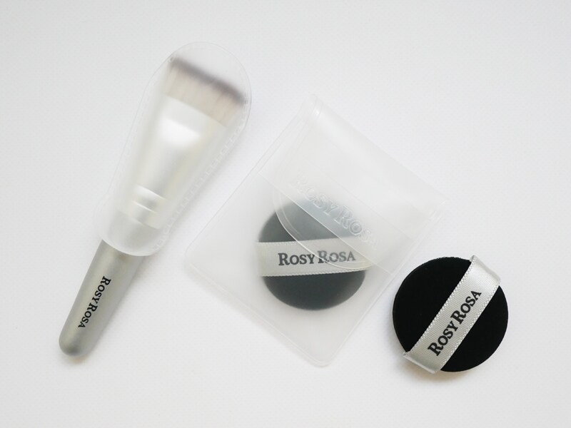 ロージーローザ マルチファンデブラシ＆パフ ミニサイズ 携帯用