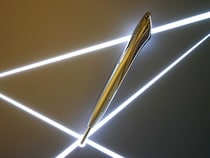 サロニアからマイクロカレント＆カッサ搭載のペン型美顔器登場！スキマ時間に使える