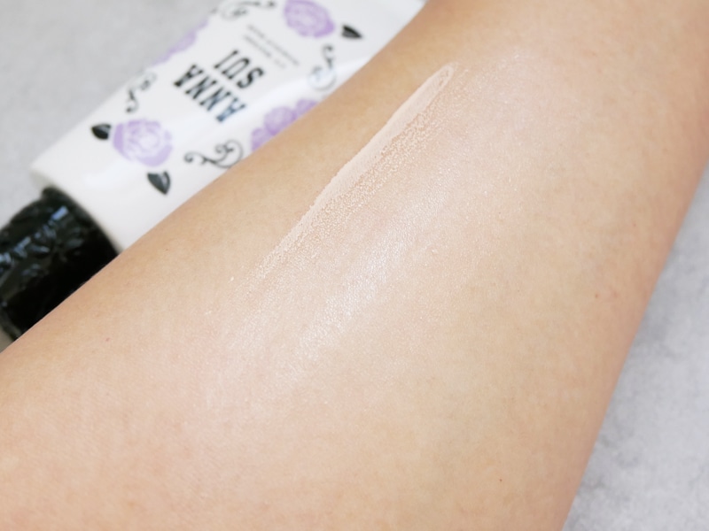 アナスイ UVウォータリーベース 01ベージュ 仕上がり