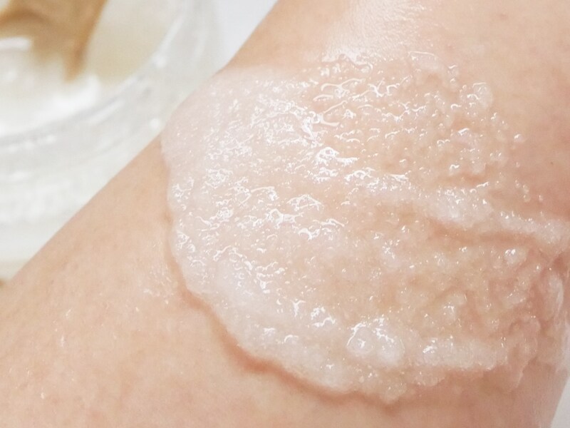 アンドハニー ボディスクラブ サボン どっちがいい?