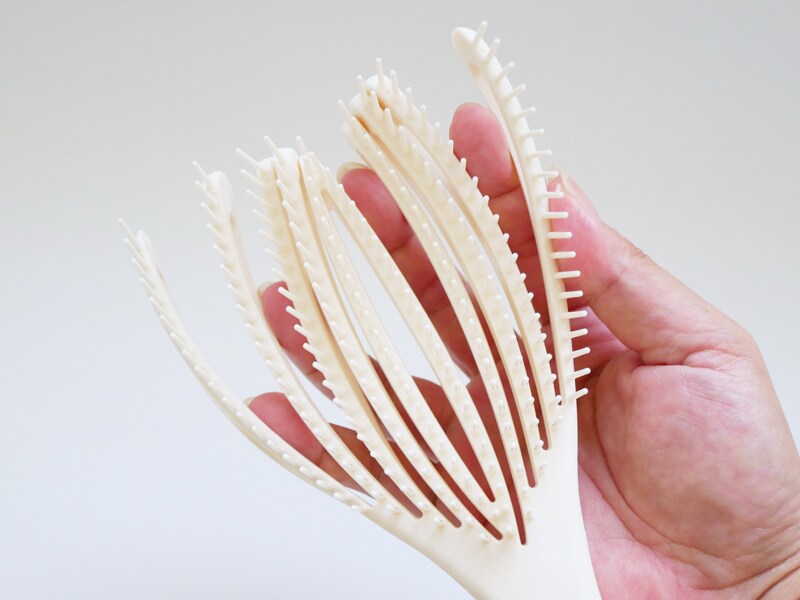 マペペ 先端がバラバラに動くブラシ