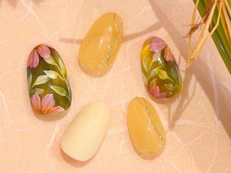 ボタニカルネイル 夏ネイルデザイン