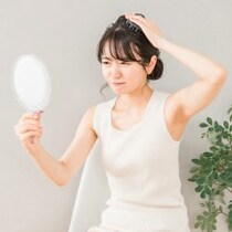 美髪にもつながる！？乾燥対策として使いたいオススメの頭皮ケア商品とは？