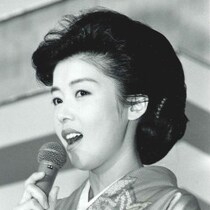 YOUも惚れた！？藤あや子が「意外なお茶目素顔」明かして羨望の反響「ギャラリーも営むスーパーウーマンです」