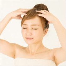 全身の美しさを底上げ！あのタレントたちも実践する「毎朝1分の」頭皮ケア