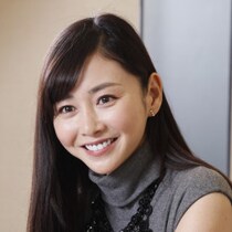 不注意かそれとも…「元グラドル」投資家タレントが「DVDに水着からハミ出していたモノ」告白で飛び交った憶測