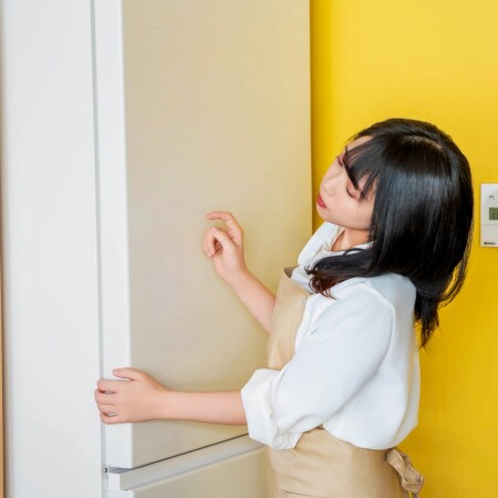 ちょっとヤバいかも……冷蔵庫の側面が熱いけど大丈夫？