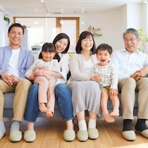 義実家帰省のストレスを軽減！円満な年末年始を過ごすための「立ち回り術」