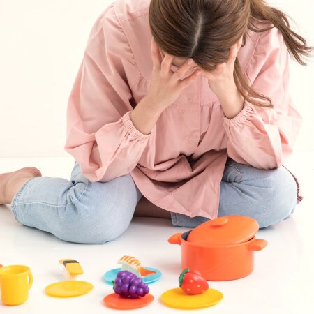 SNS断ちが決め手!見ては落ち込んでしまわないための「子育て情報デトックス」