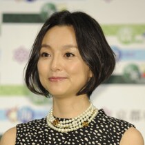 本上まなみ、23年前から変わらない美しさ！思い出された「18歳上夫との結婚までの交際2年半」