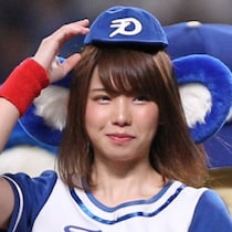 「彼氏との破局」説も！えなこ クリスマスイブの「独身女」アピールにファンの「両極反応」とは