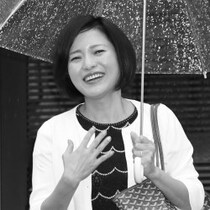 三田寛子「金髪ショートヘア変身写真」披露に「カッコイイ」絶賛の声！心の支えは「3人の息子」か