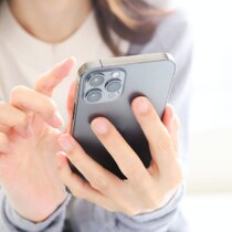 中国発の「安否確認アプリ」が爆発的人気に！どんな仕組みなの？