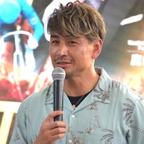 「不名誉な扱いに傷ついた」17歳キックボクサーの母の悩みに魔娑斗がズバリ回答