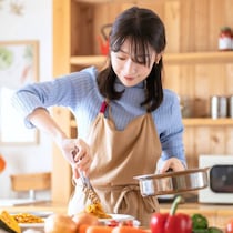 忙しい日でもレストラン気分！レトルトや冷凍食品をオシャレな一品に仕上げるコツ