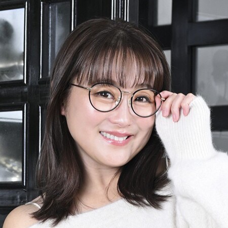 鈴木奈々「熱いキスがしたい」“欲望全開”発言で気になる年上片想い男性とのラブ実情