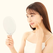 一度使うとクセになる！肌に刺す「マイクロニードルコスメ」最新情報