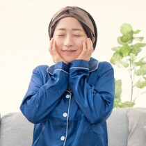 冬でも乾燥知らずの肌へ！忙しい夜でもできる“寝る前3分”の「時短保湿ケア」