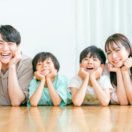 家事や育児のみならず仕事も……疲れ切ったママたちの心を整える“ある日の過ごし方”