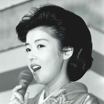 YOUも惚れた！？藤あや子が「意外なお茶目素顔」明かして羨望の反響「ギャラリーも営むスーパーウーマンです」