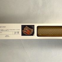 【3COINS】おかずの幅が広がった！ベタベタした面倒な洗い物が減る「フライパンライナー」の威力