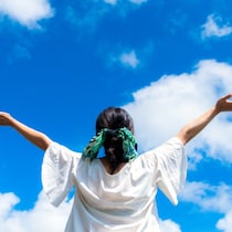 【12星座別・恋愛運】「射手座」の女性は自由奔放で浮気性？